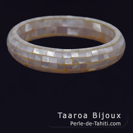 Bracelet en nacre  - Diamtre = 6 cm