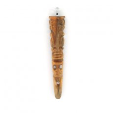 Pendentif Tiki en Rostre d'Espadon